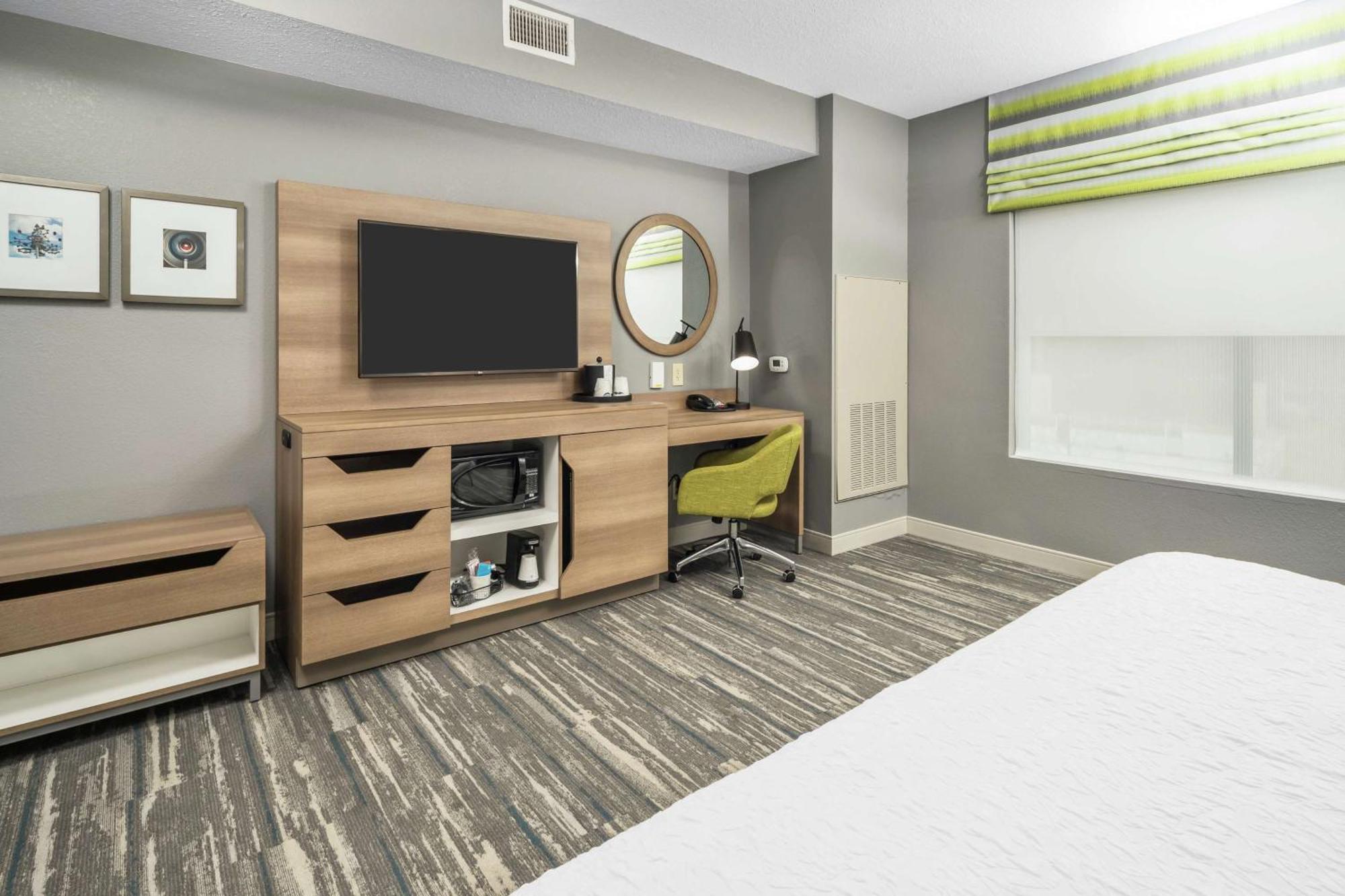 Hampton Inn Wilson Downtown Экстерьер фото