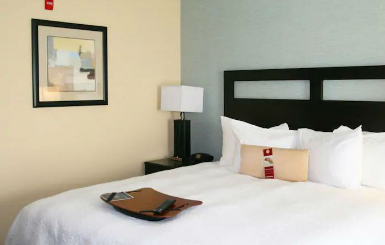 Hampton Inn Wilson Downtown Экстерьер фото